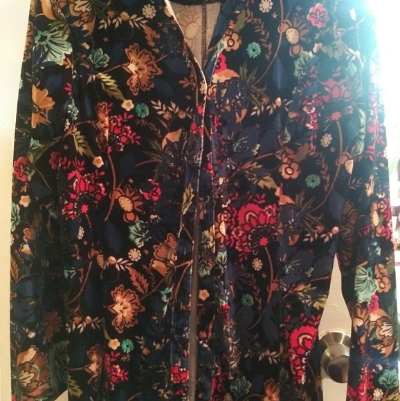 Long sleeve printed top - Picture 2 of 2